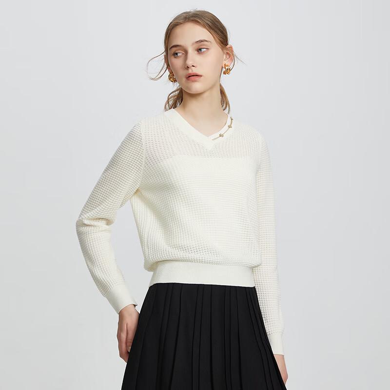 Women's V-Neck Long Sleeve Knit Pullover