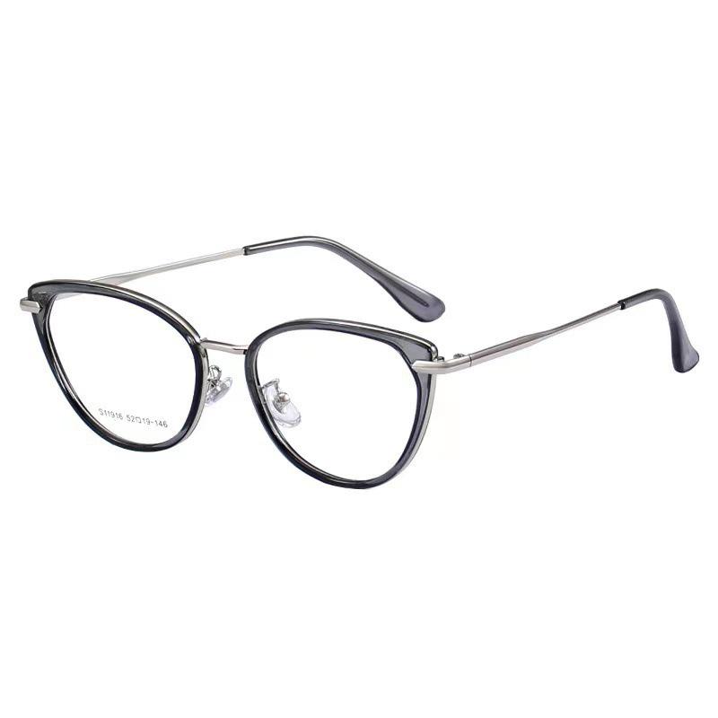 High-Definition Photochromic Cat Eye Glasses: Fashionable Anti-Blue Light, Versatile Eye Protection for Myopia