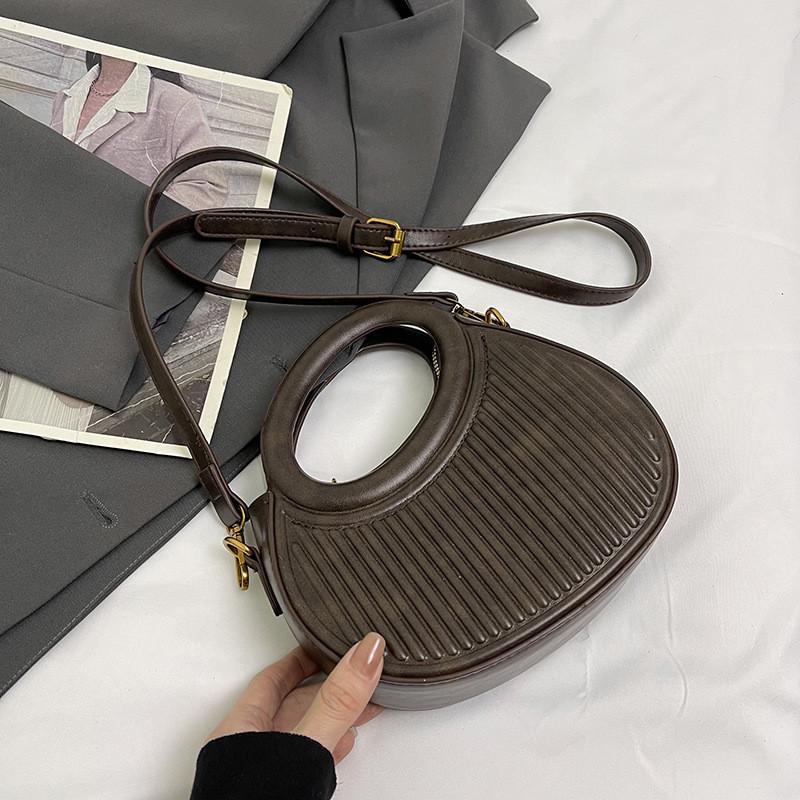 Stylish Women's Handbag 2023 New Vintage Fall Winter Dumpling Bag High-end Feel Cross-border Trend