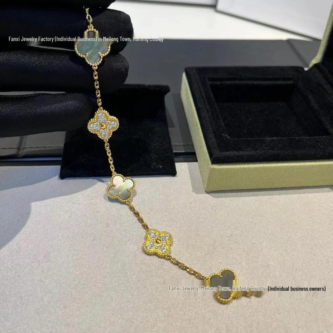 Новая двусторонняя ручная цепочка  Клевер  с перламутром и цветами, инкрустированными бриллиантами