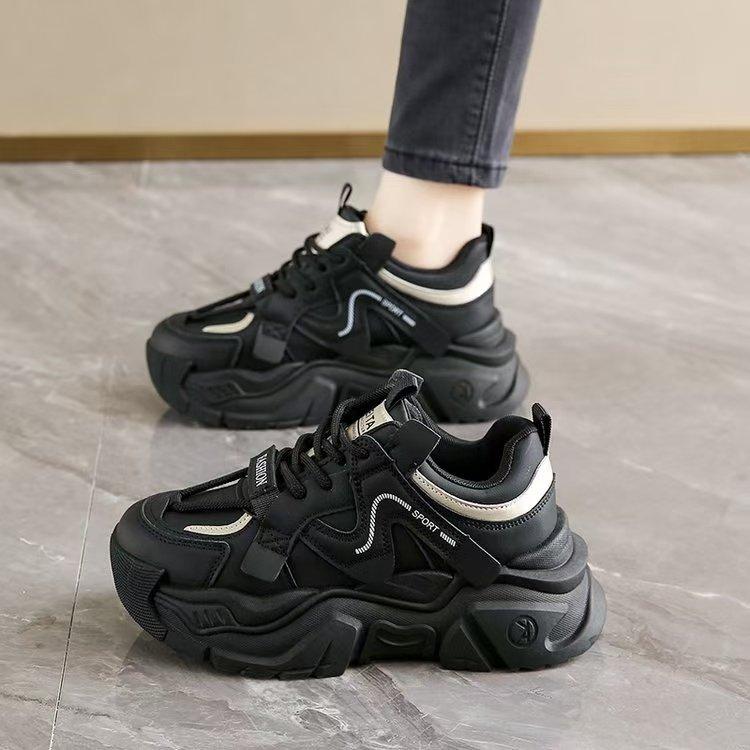 Fried Street Dad Shoes Girl 2025 New Spring Popular Black Single Shoes Muffin Platform European Versatile Casual Sneakers