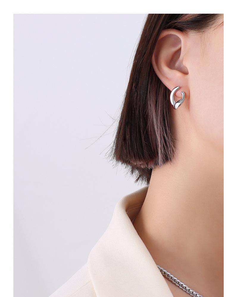 French-Inspired Trendy Double Ring Detachable Titanium Steel Stud Earrings, 18K Gold-Plated Jewelry F539.