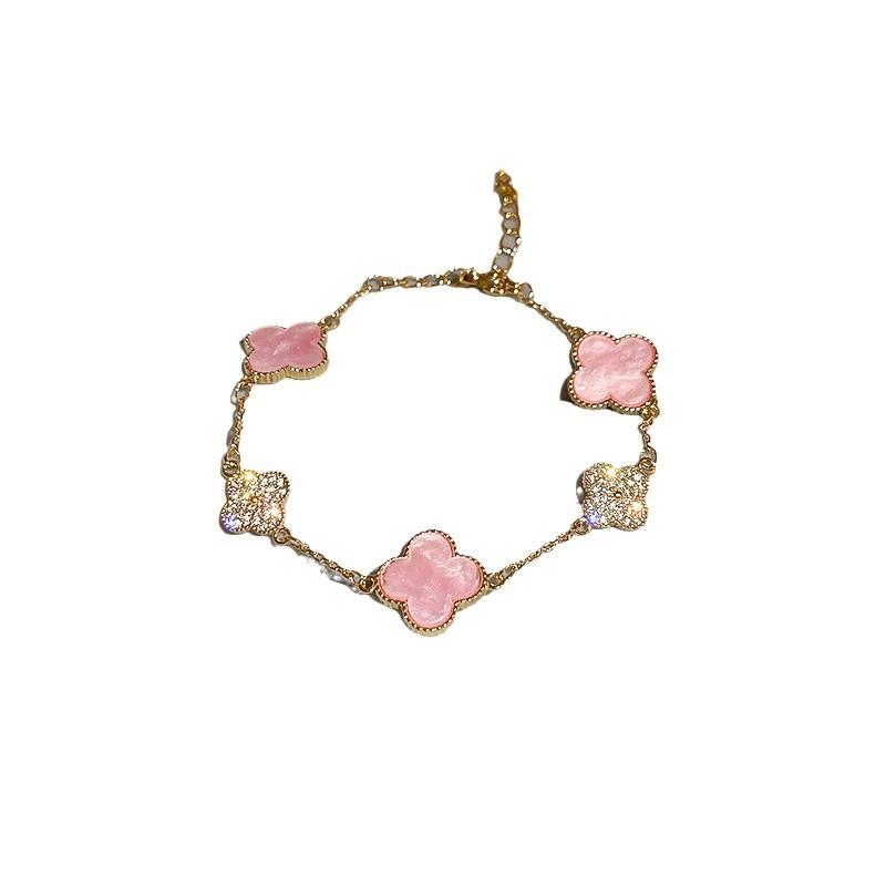 High-end Lucky Four-leaf Clover Bracelet Light Luxury High-end Temperament Hand Jewelry Fashion Design Jewelry