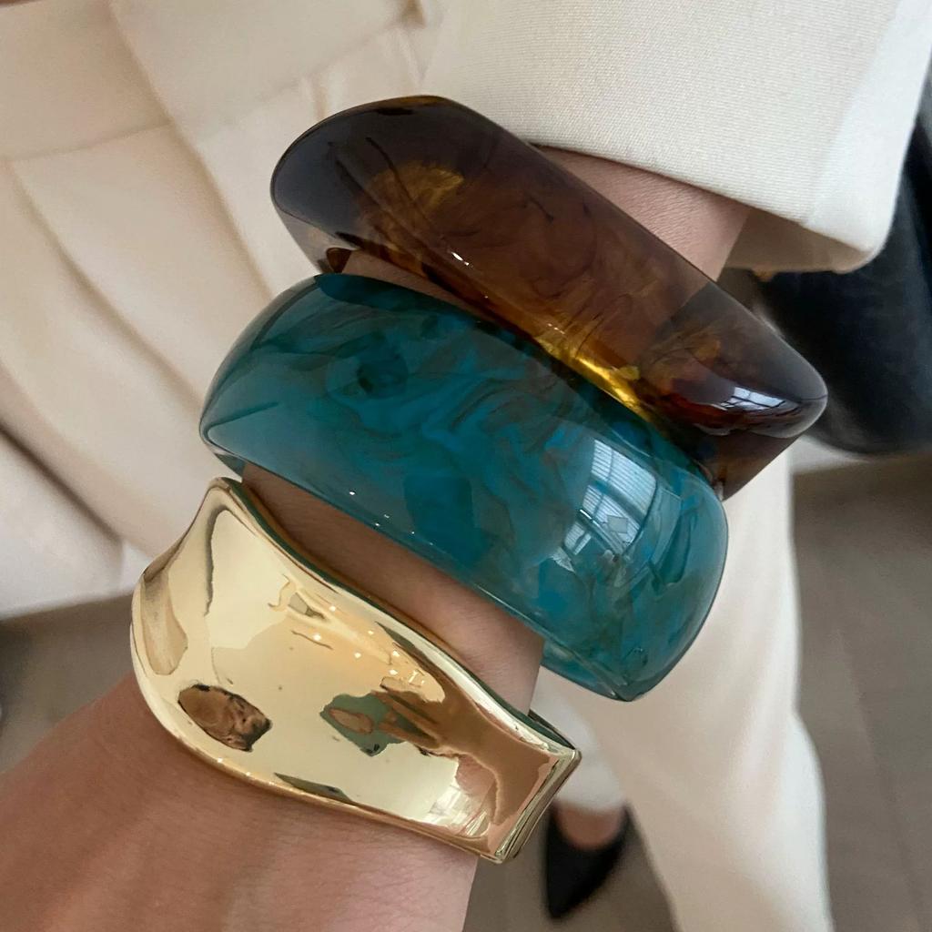Ingemark 3 Styles Boho Irregular Chunky Resin Wide Bangles for Women Trendy Vintage Metal Spring Bracelets Party Daily Jewelry