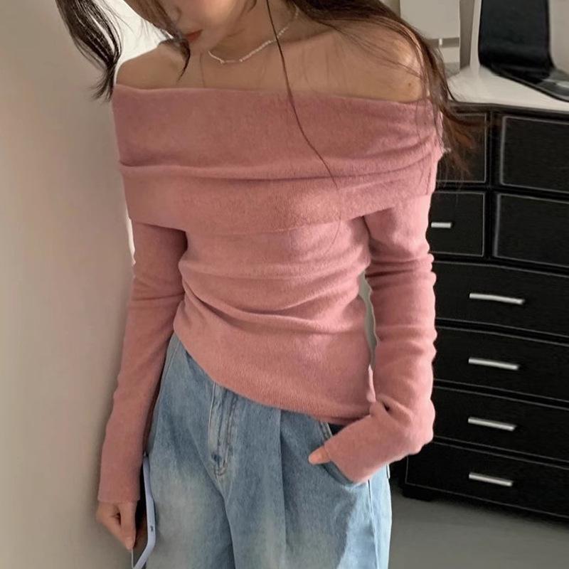 

Chic Korean One-Shoulder Knitwear: Slimming, Long-Sleeved, Soft Fabric for Autumn One Size красный