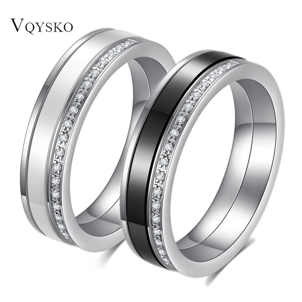 Fashionable and individual 5.5MM black and white single-row diamond-encrusted ceramic rotatable ring for women's wedding as a gi
