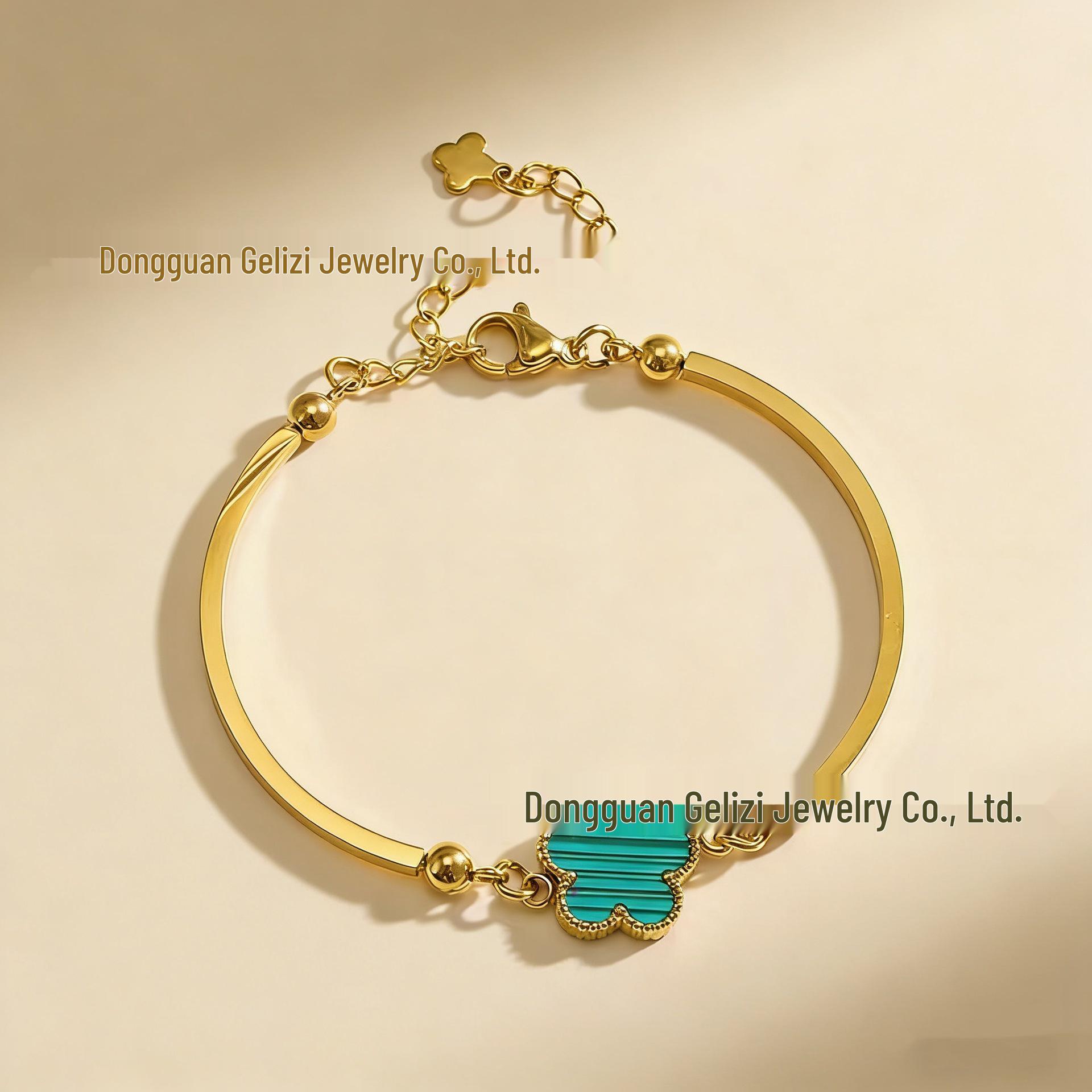 Элегантный женский браслет из титановой стали с четырехлистником