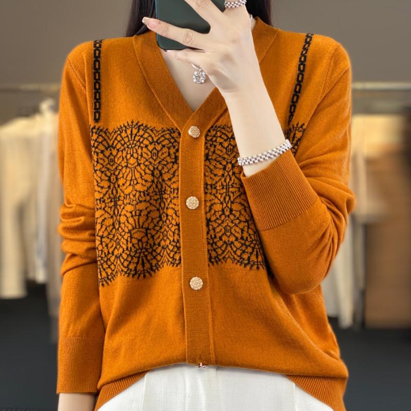 Wool Knitted Cardigan for Women In Autumn and Winter Style, Fashionable Loose Korean Version of Jacket, Skin-friendly and Warm Long-sleeved Top