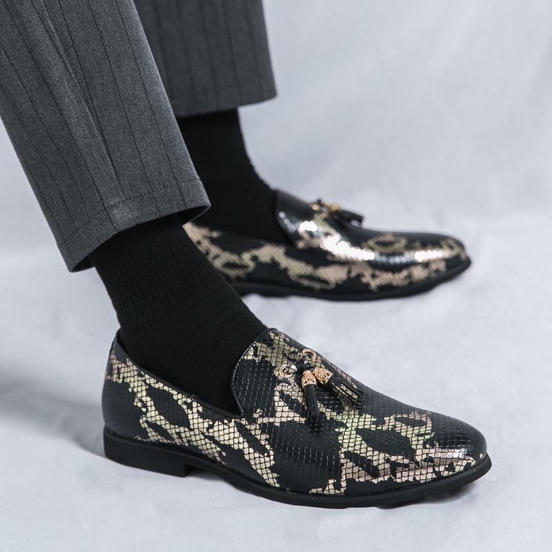 Men's Large Size Slip-On Tassel Loafers: Lightweight Leather Shoes for Spring and Autumn