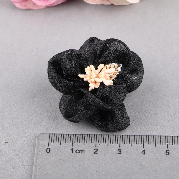 Frühlings-Haar- und Schuhblumen-Accessoires – handgefertigte Blumen aus Wolkengarn für Haarnadeln und Kleidungsdekor für Mädchen