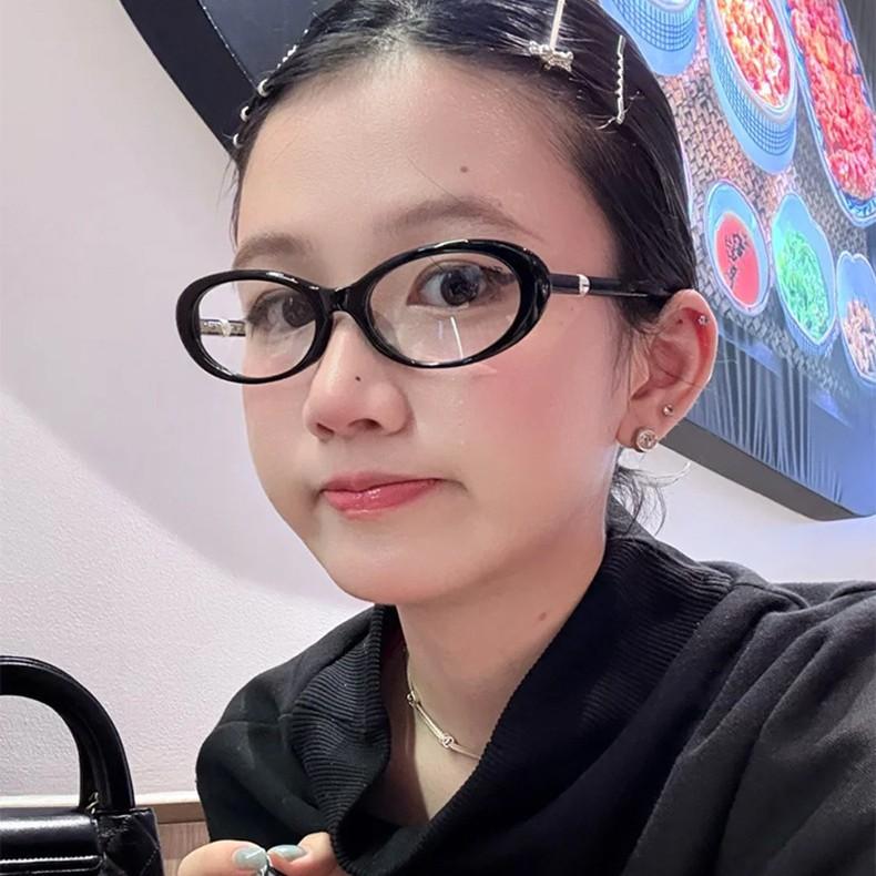 Retro black frame myopia glasses female European and American style oval cat eye small frame Y2K Spice girl plain face flat mirror square round face