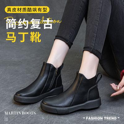 Herbst und Winter 2025 Retro-Leder Martin Boots Britische vielseitige Chelsea Boots mit Plateausohle Verdickte warme Kurzstiefel mit dickem Absatz