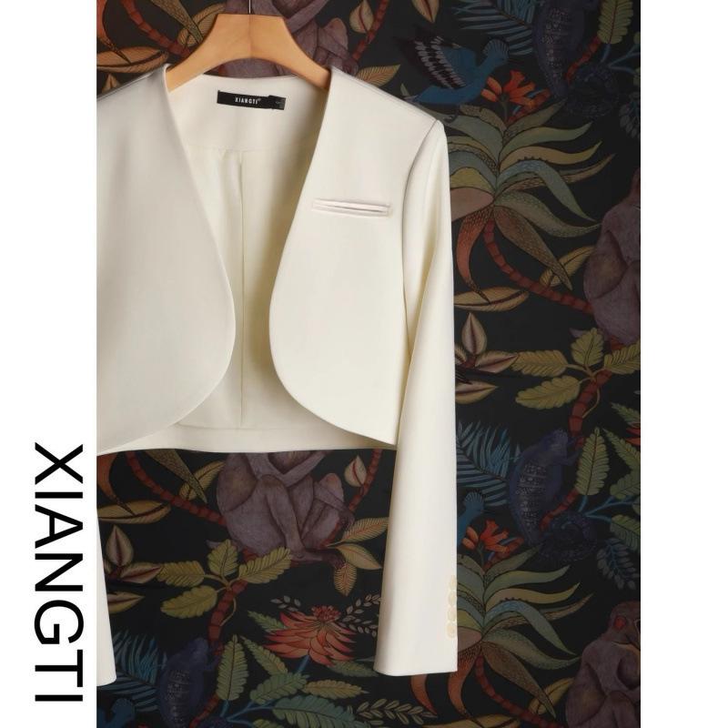 Petite Women's Ultra Short Suit Jacket - Korean Style, Milk White, Sweet & Spicy, Long Sleeve for Spring & Autumn 2025