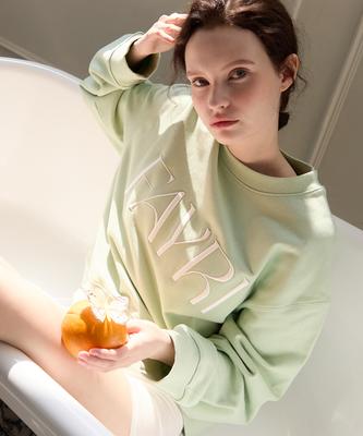 Peili Butterfly Shadow Sweatshirt_Elfin Mint Cream