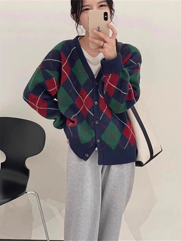 Women's Autumn/Winter 2024 Knitted Diamond Cardigan: Korean-Style Niche Design, Cozy Jacket