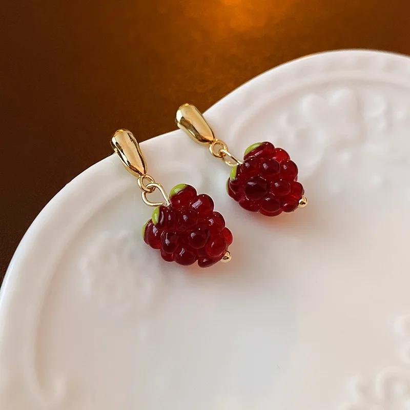 

Women Dangle Earrings Raspberry Resin Crystal Tassel Hanging Earrings Artificial Fruits Hook Earring Party Dating Jewelry Gift