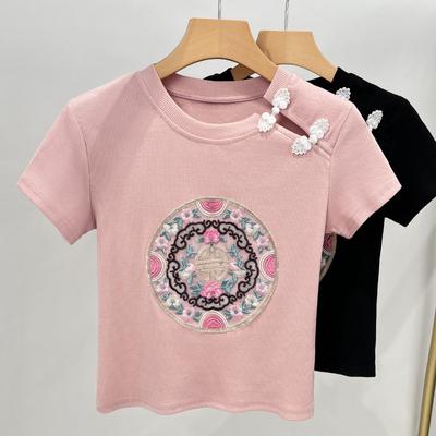 Besticktes Kurzarm-T-Shirt im chinesischen Stil für Damen. Neues Rundhals-T-Shirt mit Gewinde für Damen im Retro-Stil mit Knopfleiste.