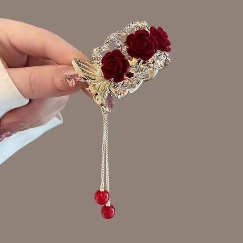 Red rose, pearl, tassel, small claw clip, half pierced top clip, high ponytail clip, white lotus claw clip