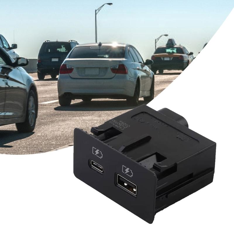 Car USB Port Adapter 8638A491 8638A317 for 2022-2024 USB Port Socket Assembly Automotive Accessories