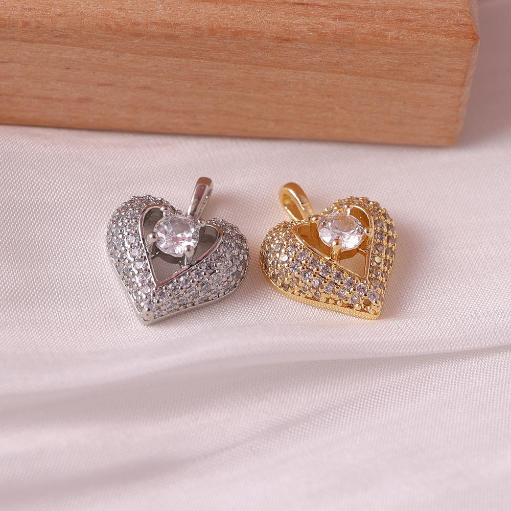 Dual-Color Rhinestone Heart Pendant Necklace - Luxurious Gold & Silver Accessory