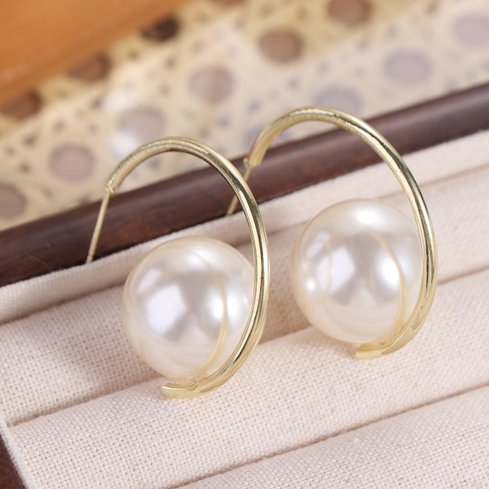 C-shaped Large Pearl Earrings Imitation Pearl Big Pearl Ear Loops Pearl Stud Earrings  Women