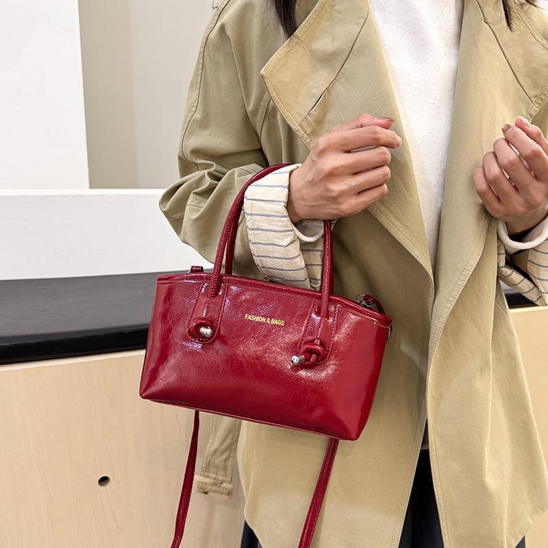 New retro niche design portable bucket bag temperament personality simple casual messenger bag bag women