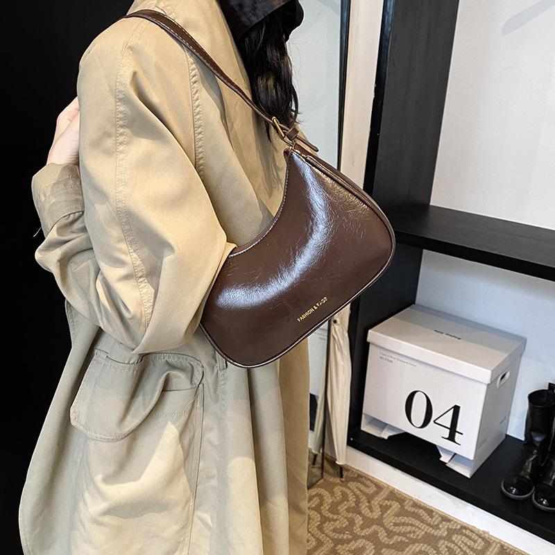 Simple Underarm Bag Texture Bag 2025 New Bag Women's Fashion Popular Shoulder Bag Baguette Dumpling Bag