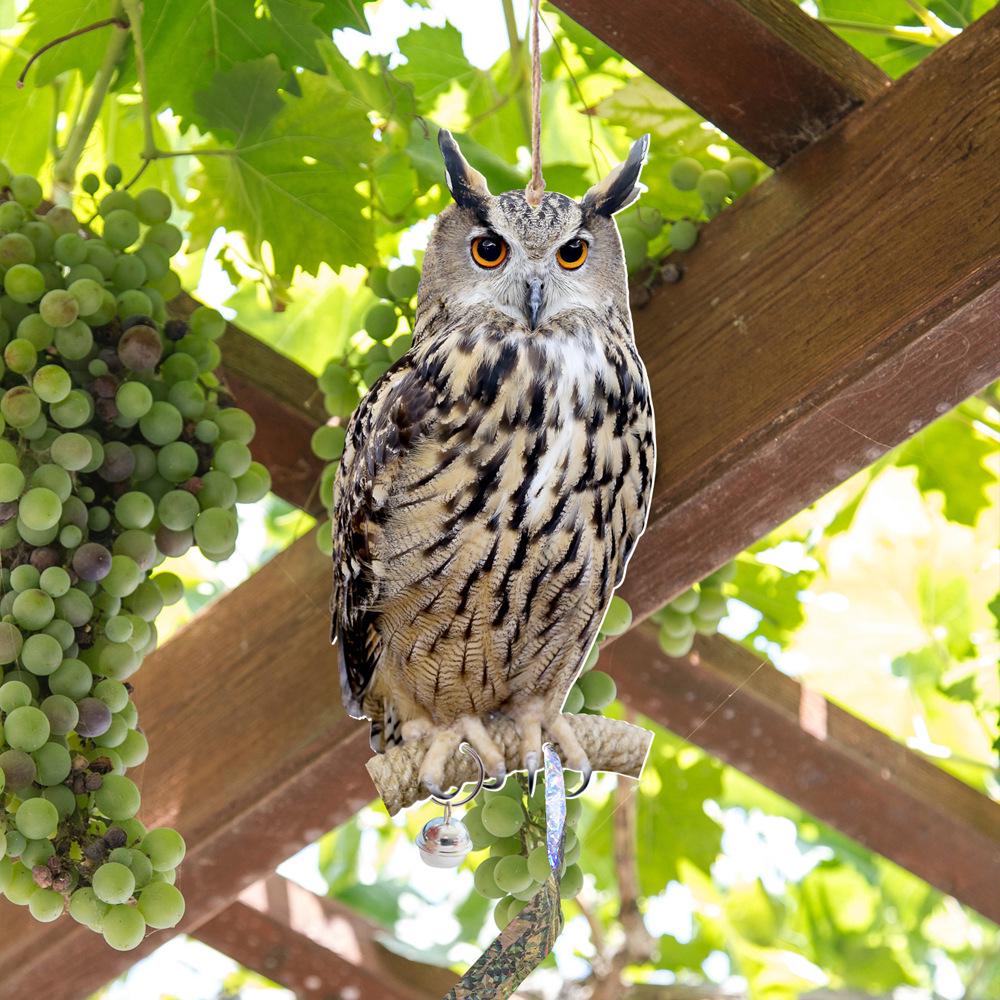 QN001 Hanging Owl Bell Scarecrow: Outdoor Bird-Repelling Wind Chime for Orchards