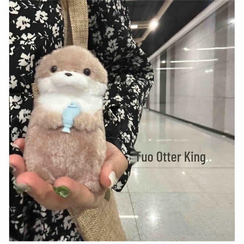 

Adorable Otter Holding Fish Plush Pendant - Creative Gift Idea Beaded Chain