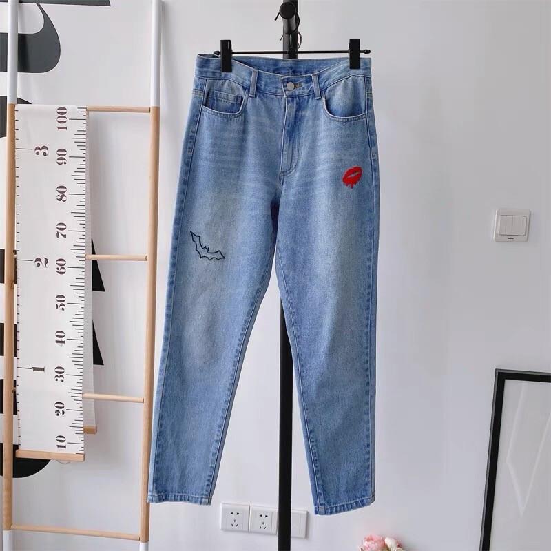 

VITABERRY Women s Embroidered Loose Fit Denim Jeans M