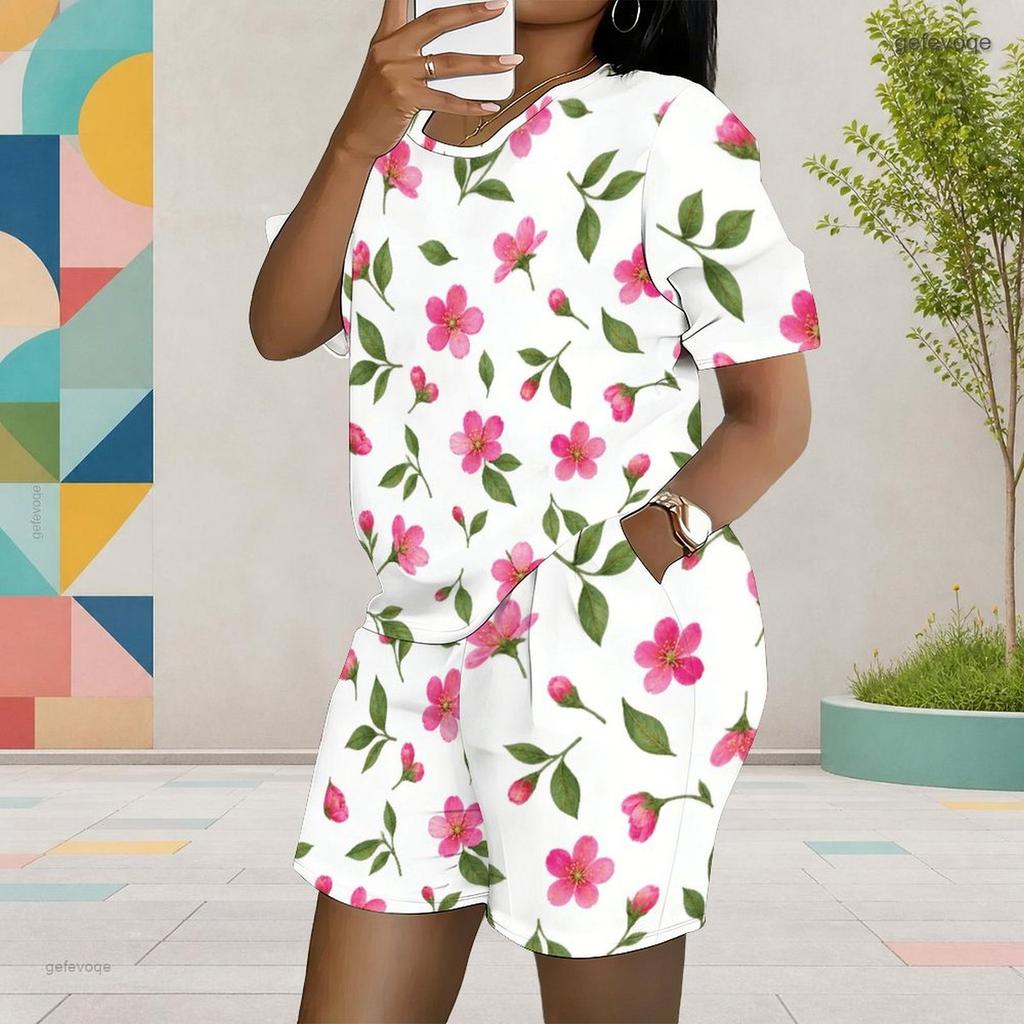 Women Plus Size White Floral Printed Round Neck Short Sleeve Top And Pocket Shorts Two Piece Set