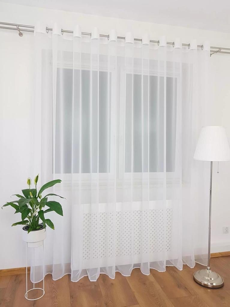 Ready-made white voile curtain 300x250 cm with eyelets - smooth