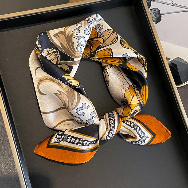 Luxury Brand  Scarf 100% Silk Bandana Women Square Scarves Wrap Mulberry Fashion Headband Hijab Shawls Foulard Headkerchief