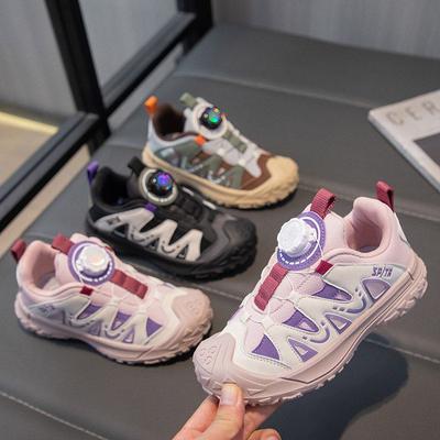 Children's Sports Shoes, Thick Soles, Wear-resistant, Non-slip, Convenient Rotating Buttons, Black and White, Simple, Dirty-resistant and Handsome