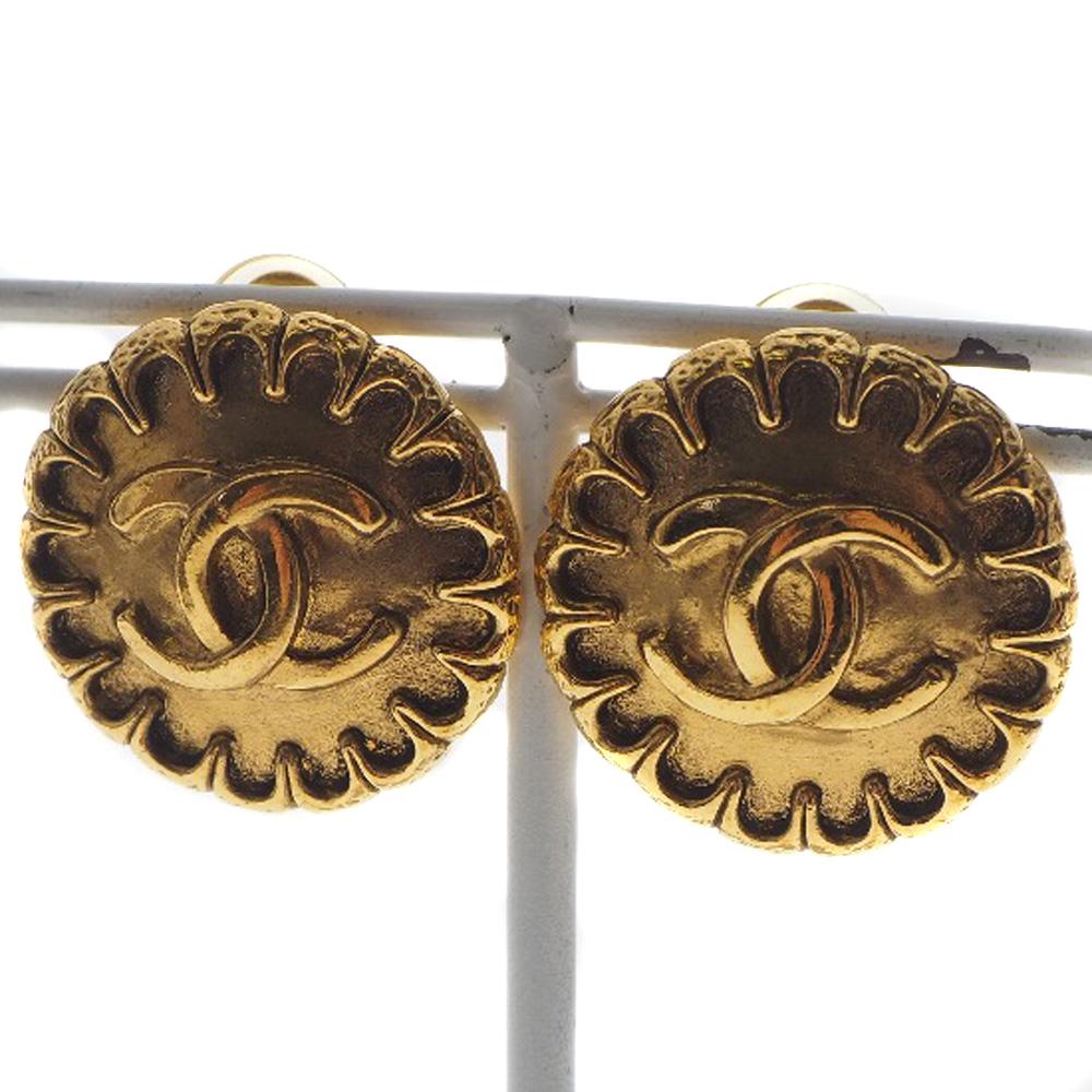 CHANEL COCO Mark Earring vintage gold Plated Gold 14.6g Women Used