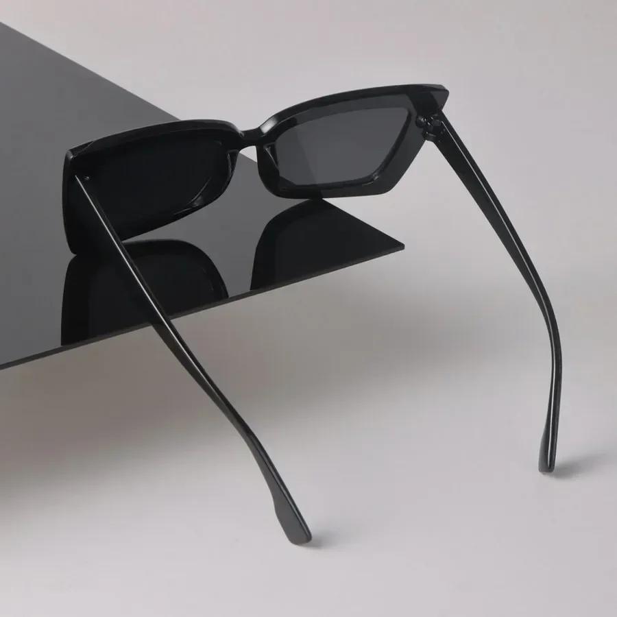 Retro Square Sunglasses Women Fashion Plastic Frame Vintage Sun Glasses Men Stylish Oversized Eyewear