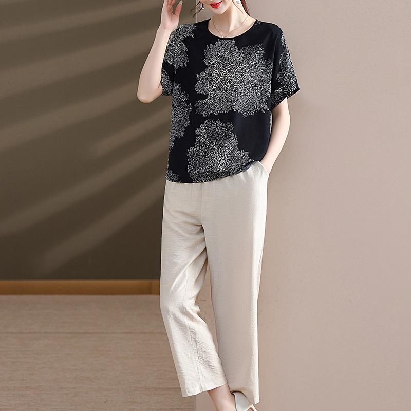 

Elegant Chiffon Short-Sleeve T-Shirt for Middle-Aged and Older Women - Stylish Summer Top 3XL [135-145 jin]