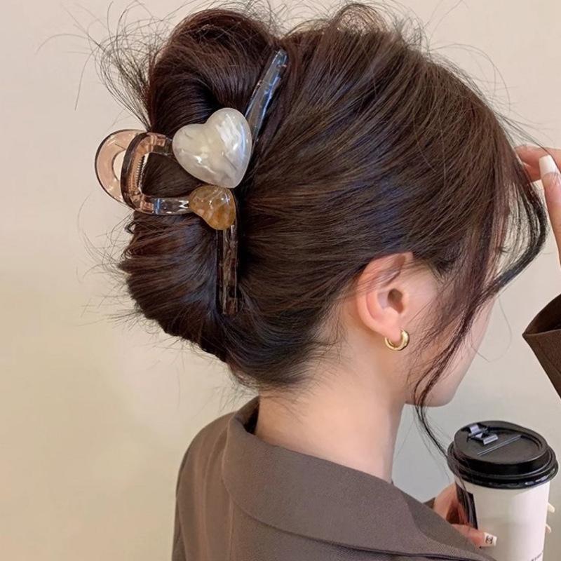 1pc High-end Large Jelly-colored Heart Hair Clip for Women, a Back-of-head Hair Accessory for Pinning Up Hair