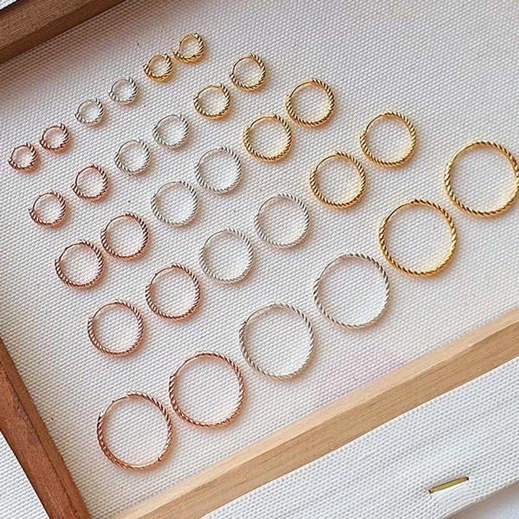 

Women s Comb Daily Silver Ring (5 Sizes) Type B_Silver