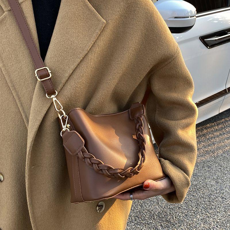 Women's Handbag Fashion Solid Color Versatile Retro Single Shoulder Crossbody Bag Underarm Bucket Bag