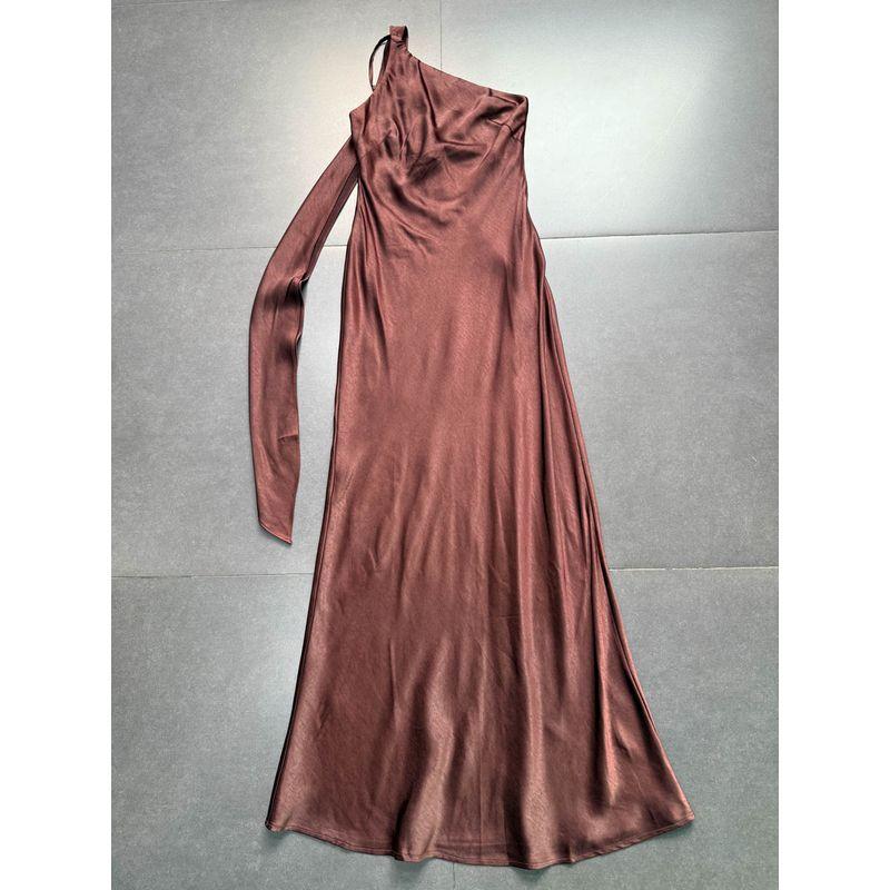

Foreign Trade Order 4Th Reck1ess Pure Original Slip Material Satin Texture Sloping Shoulder Hanging Neck Formal Dress Dress Curry color 10=M