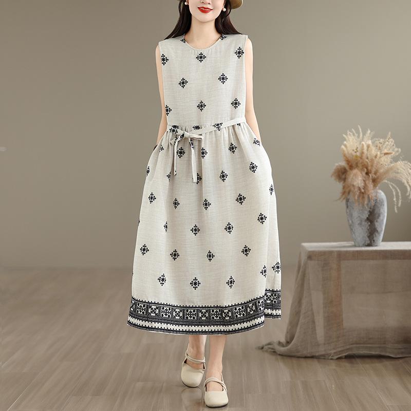 

2026 Cotton-Linen Sleeveless Spring-Summer Dress - Round Neck, Loose Fit, Original Hemp Color, Literary Style. 2XL