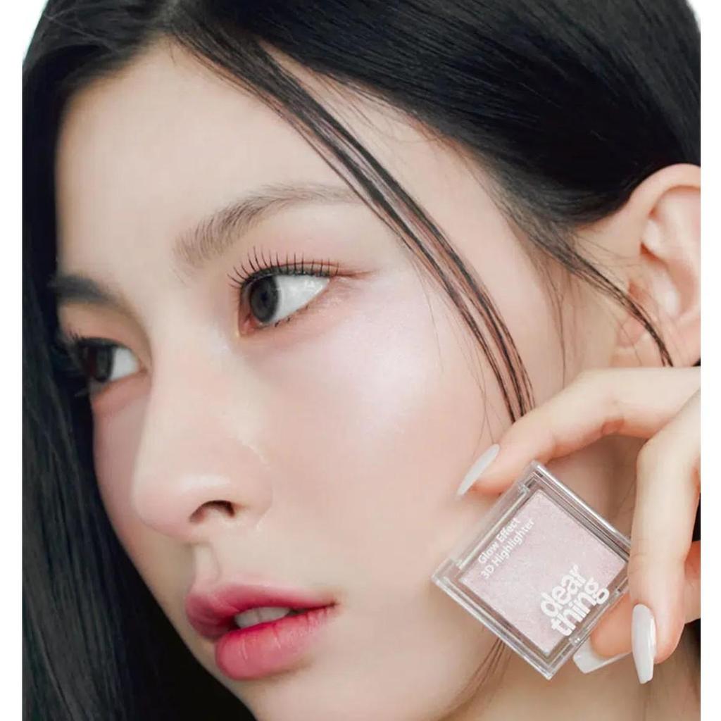 Milk Touch Dearthing Glow Effect 3D Highlighter - Dewy Gold
