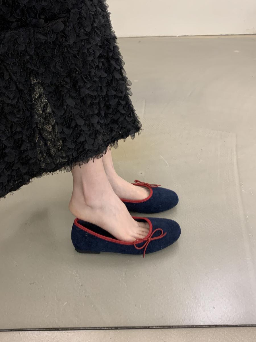 

Encounter Elegance French Spring and Autumn Flat Bottom Evening Single Shoes Women Gentle Bow Ballet Grandma Ladyshoes Women 35