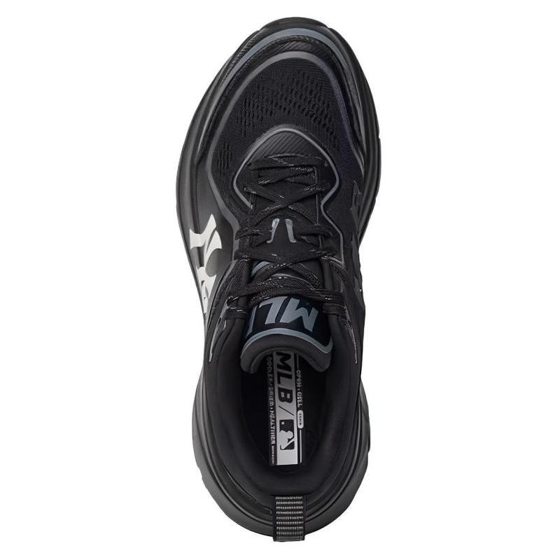 MLB Chunky Runner Ath flow Low Top Casual Running Shoes Unisex Black White Sneakers 3ARNATF4N-50BKS
