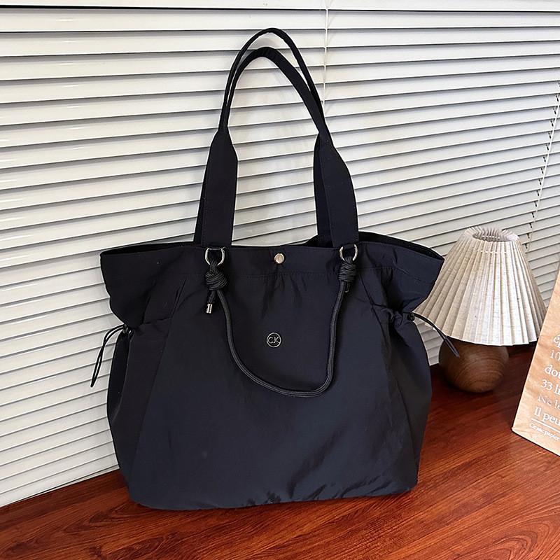 IELGY Large Capacity All-Match Simple One-Shoulder Casual Commuter Tote Bag
