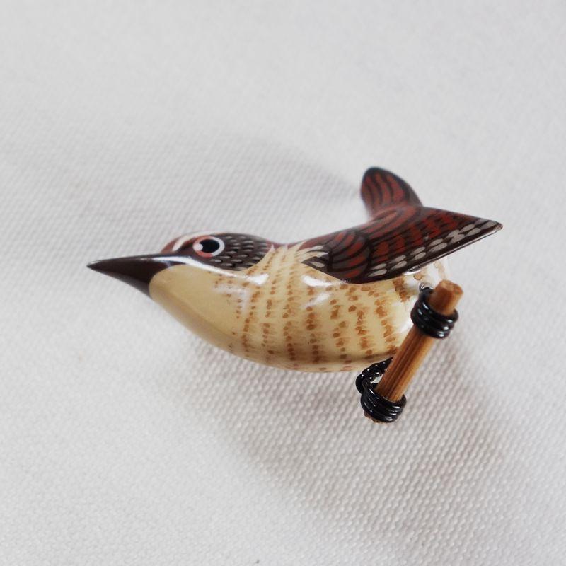 Used Carved wooden bird brooch, wren, lovebird, craft