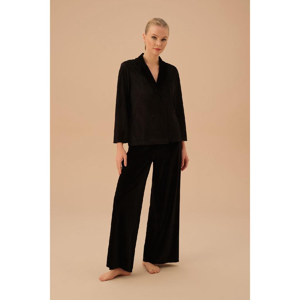 Line Velvet Masculine Pajama Set