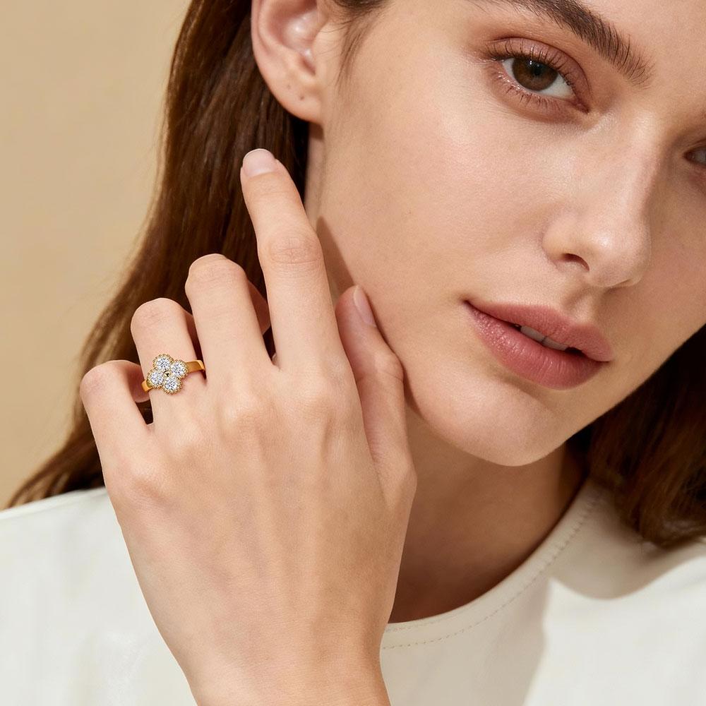 LinkerLove Moissanite Four-leaf Clover Ring for Women S925 Silver Diamond Wedding Band Couple Promise Engagement Ring