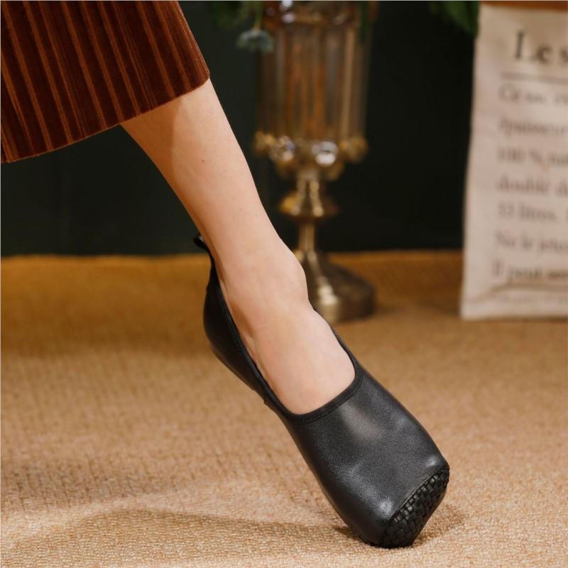 Johnature Women's Shoes Retro Loafers Genuine Leather Solid Color Square Toe Soft Soled Slip-on Shoes